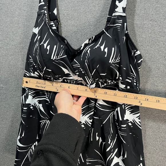 Kim Gravel x Swimsuits Scoop Neck Tankini Set w/ Bike Shorts Black Size 10 - Picture 3 of 11